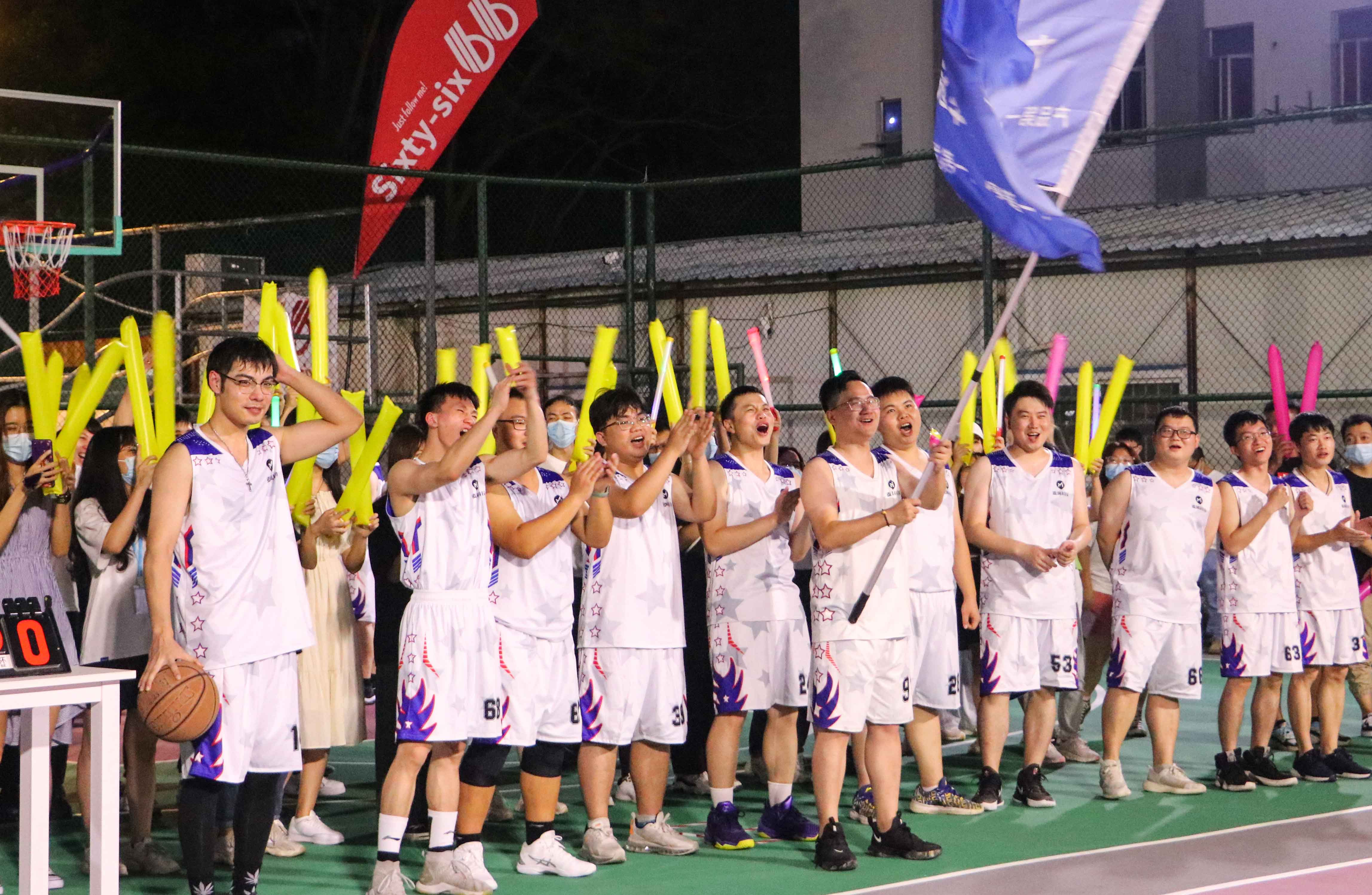 决赛上演热血对决，谁能捧起最终胜利？的简单介绍
