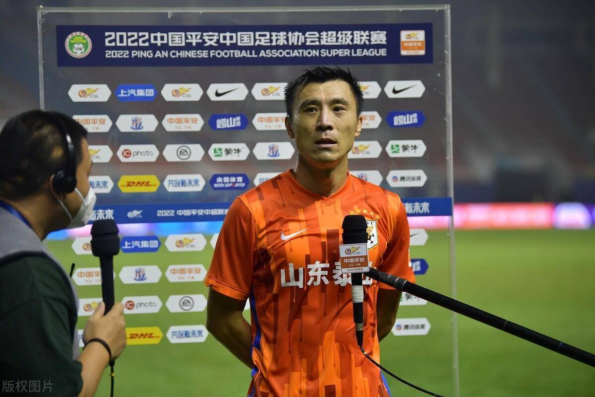 关于斯托克城客场不敌哈特尔普尔，降级形势严峻的信息